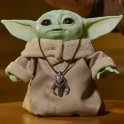 Star Wars: The Child (Baby Yoda) Animatronic Toy